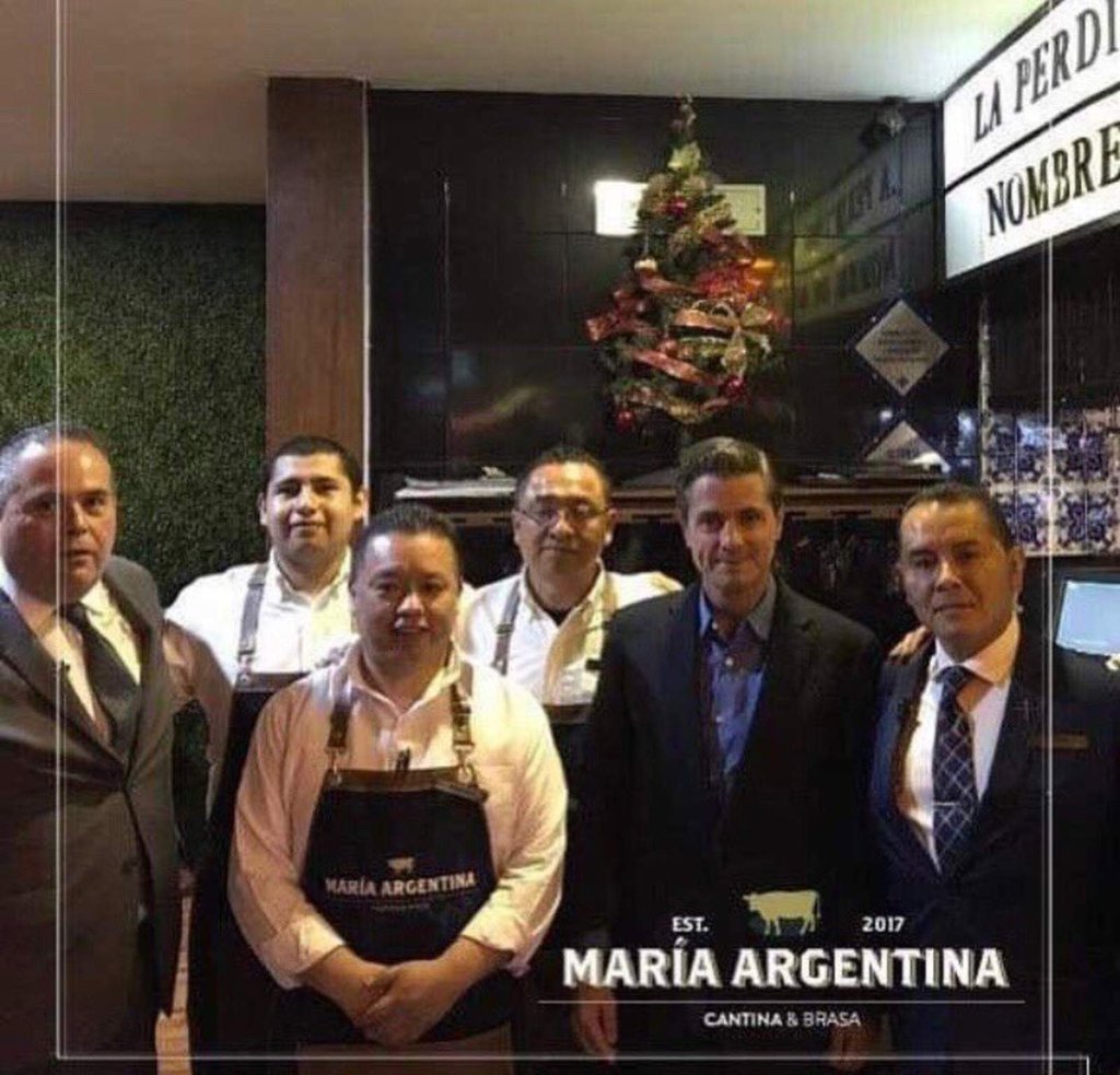 Reaparece EPN en restaurante argentino en Metepec