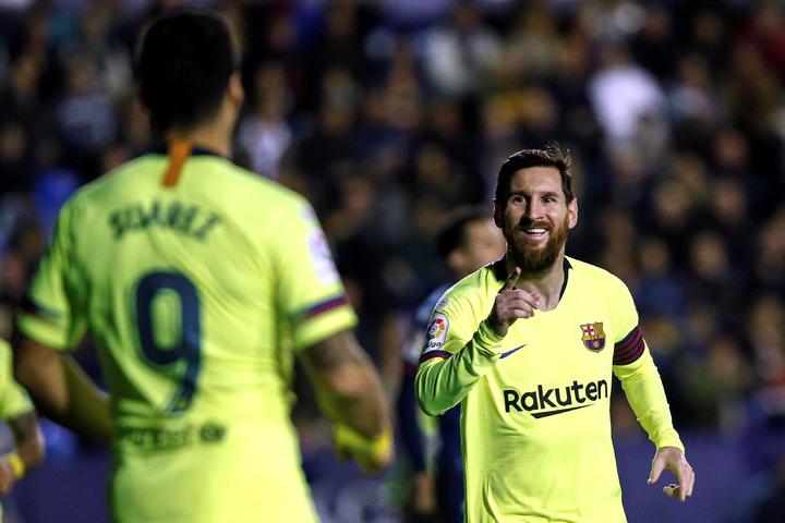 Messi hace 'hat-trick'