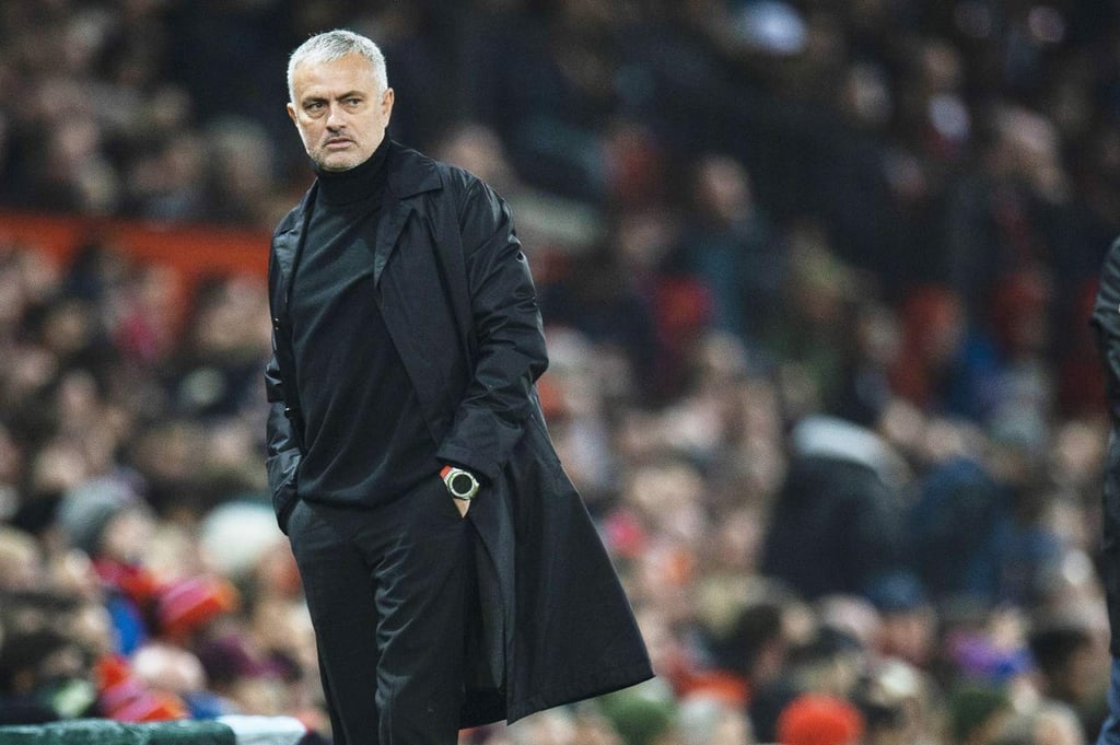 Despide Manchester United a Mourinho