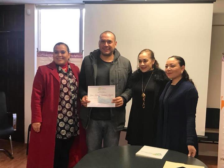 Gana reportero de El Siglo de Durango Premio Estatal de Periodismo