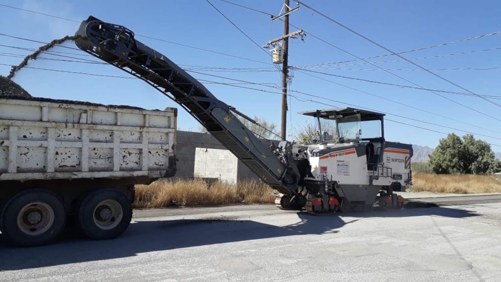 Inician obras de recarpeteo en calzada Castilagua de Lerdo