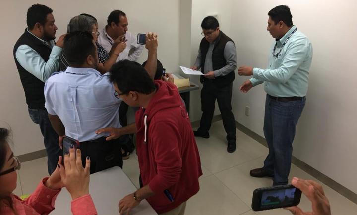 Denuncian despidos masivos de empleados del SAT en 4 estados