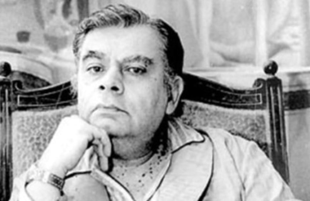 2003: Ve la última luz Hugo Argüelles, prolífico escritor, dramaturgo, director de teatro y guionista mexicano