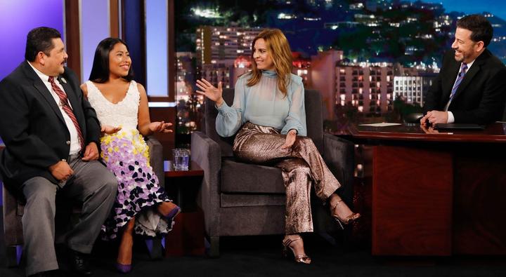 Yalitza cautiva  con Jimmy Kimmel