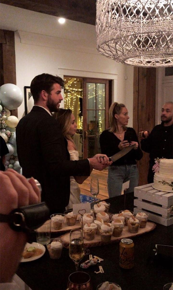 Miley Cyrus y Liam Hemsworth celebran 'boda secreta'