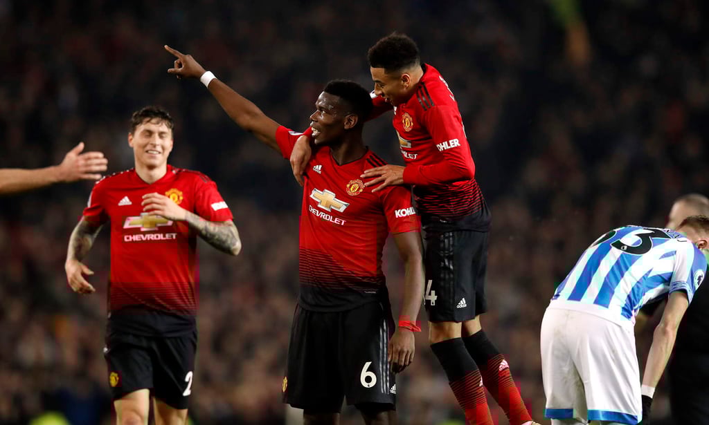 United muestra notable mejoría y derrotan a Huddersfield