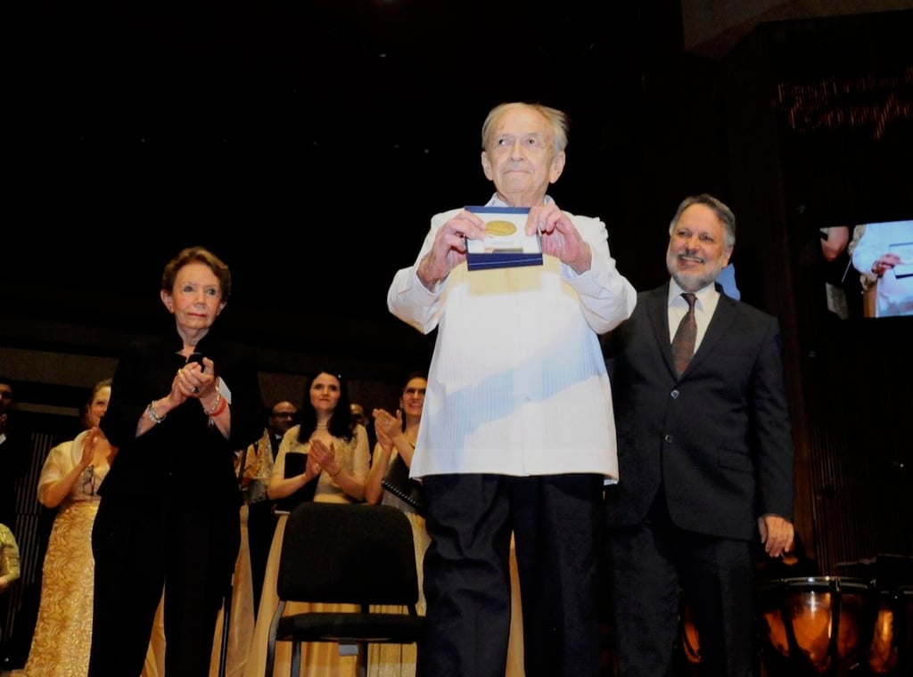 Lamentan la muerte del director Jorge Medina