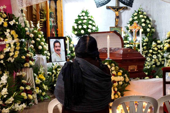 Despiden a alcalde asesinado en Oaxaca