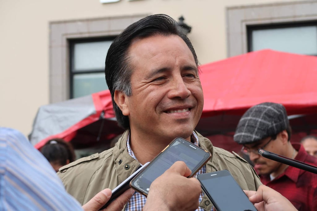 Gobernador de Veracruz se niega a presentar declaración patrimonial