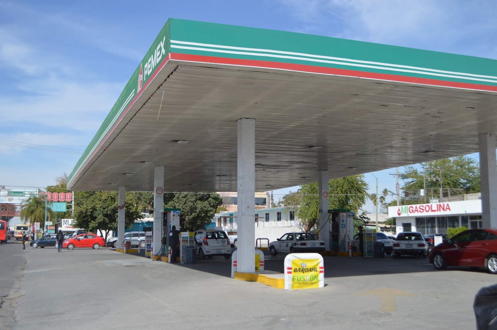 Niegan desabasto de gasolina en La Laguna de Durango