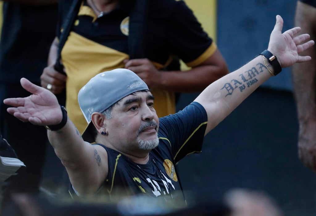 Diego Maradona es operado con éxito en Argentina
