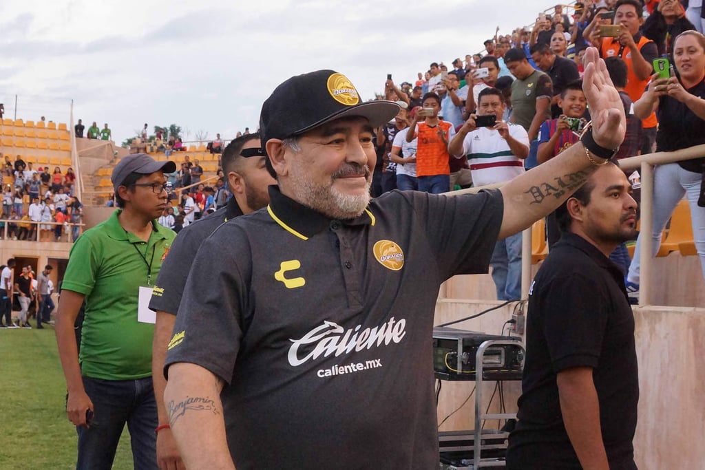 Dan de alta a Maradona y regresará a Sinaloa