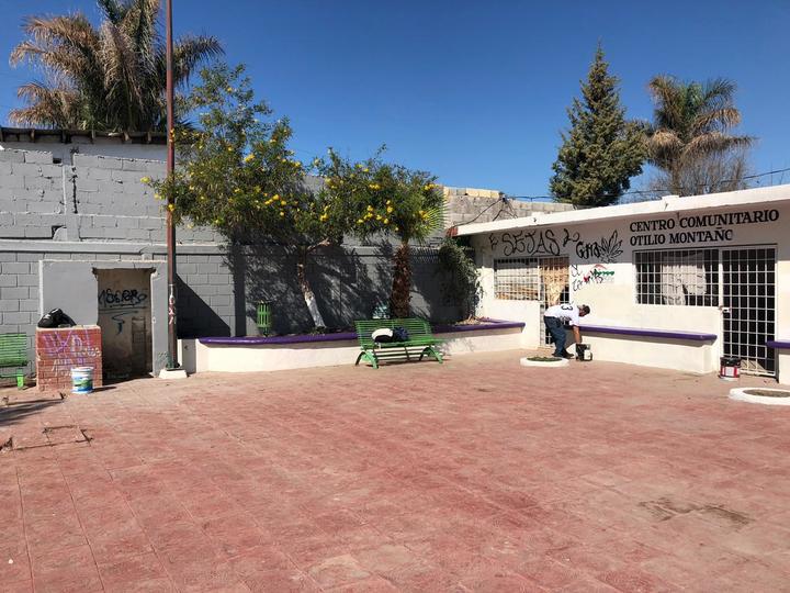 Rehabilitan en una colonia de Gómez Palacio un Centro Comunitario