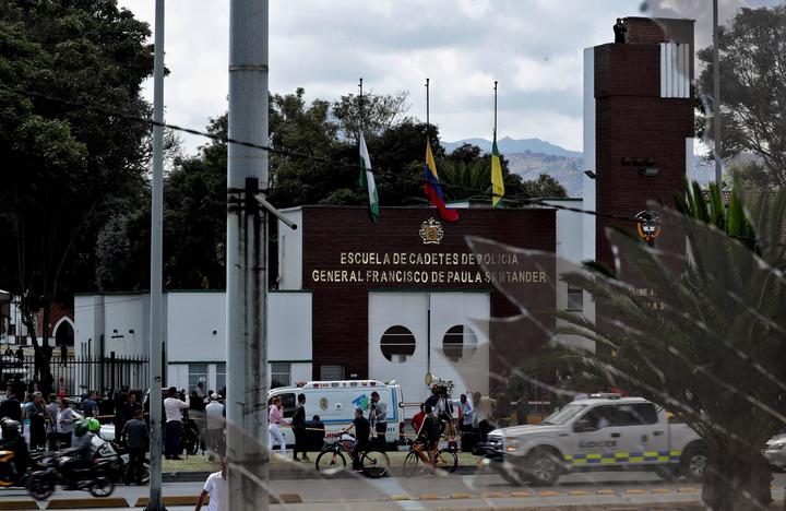 Atentado en Bogotá provoca 21 muertos