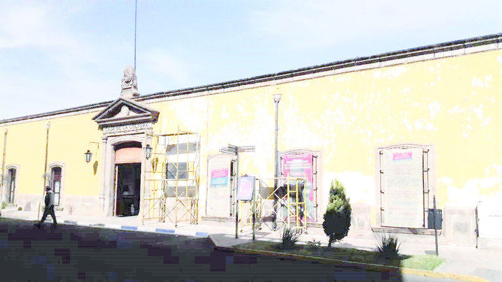 Restauran fachada de Casa de la Cultura