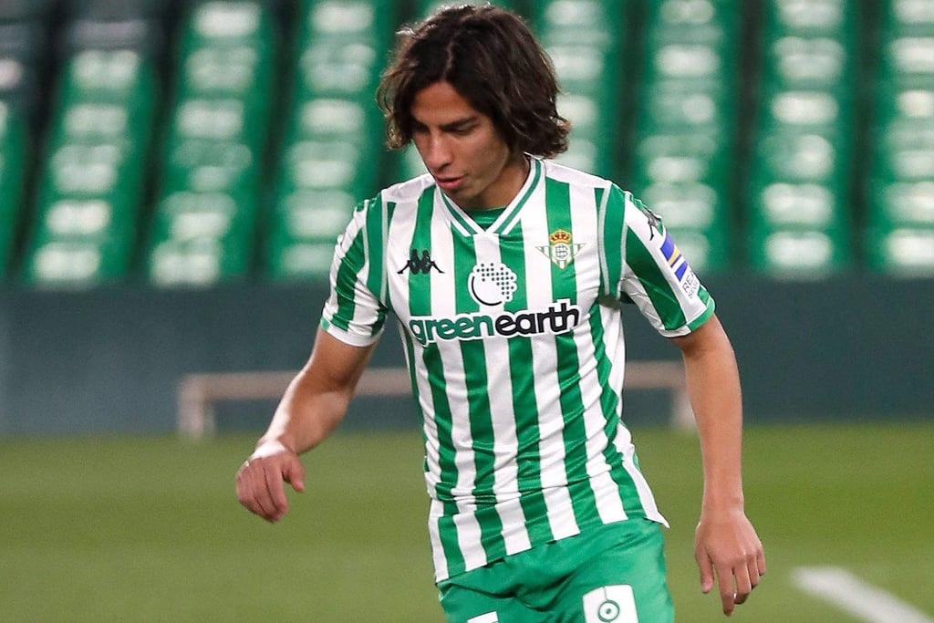 Diego Lainez es convocado para enfrentar al Girona