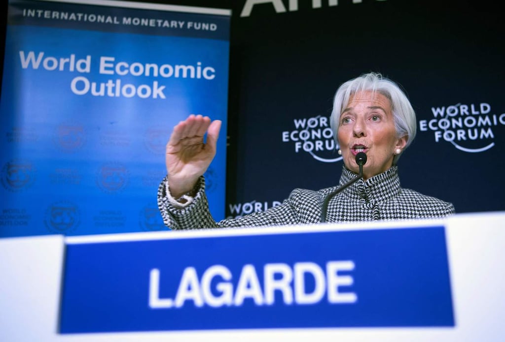 Baja FMI previsiones para 2019 por 'debilidad' global