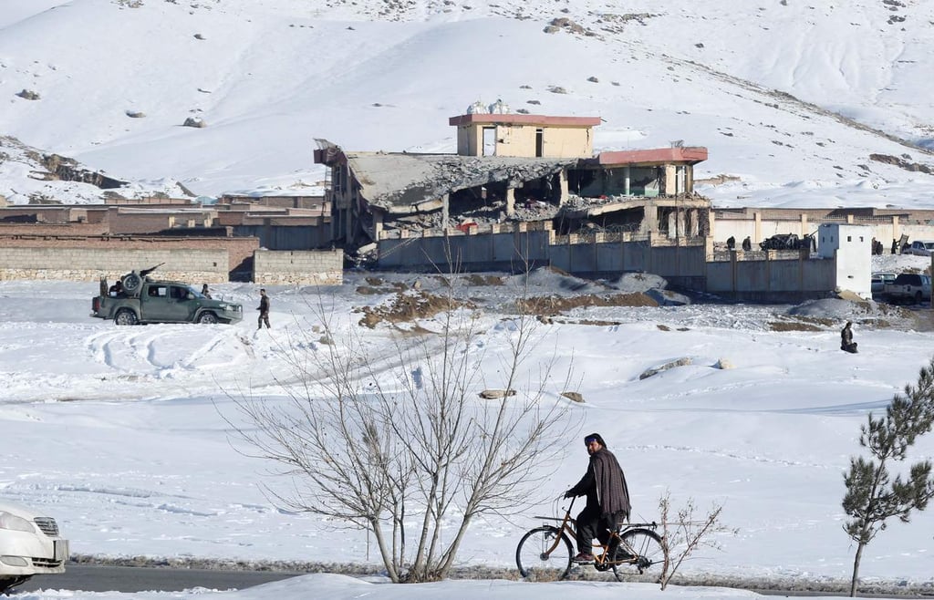 Casi cien muertos en ataque talibán en Afganistán