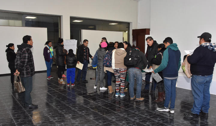 Becas escolares podrían perderse