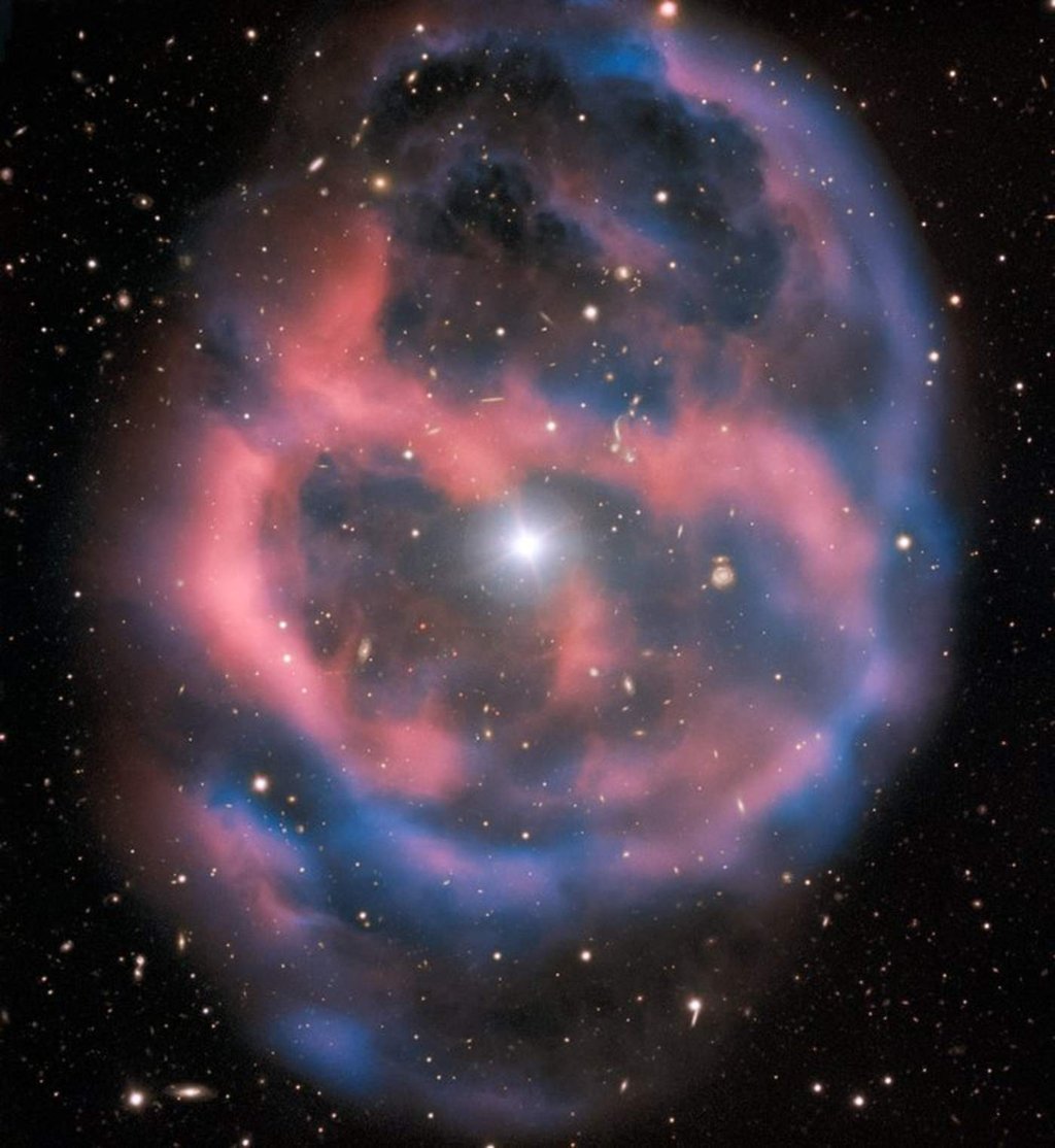 Muestran imagen del resplandor emanado de nebulosa planetaria