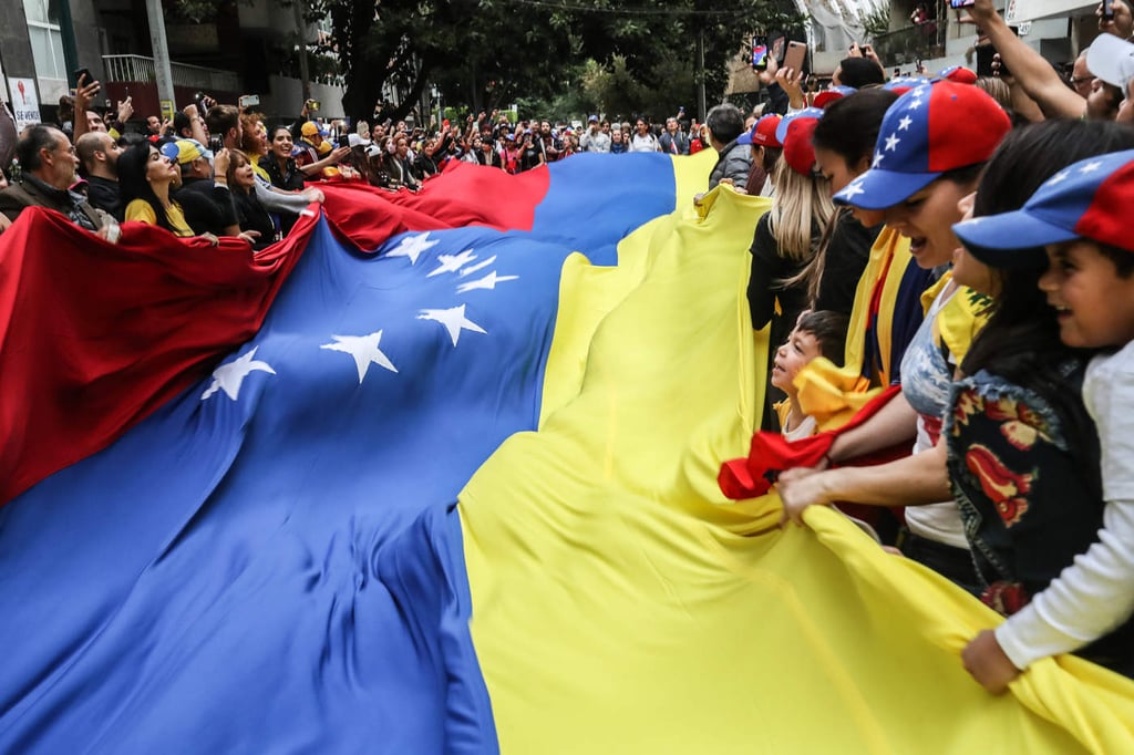EUA no descarta abrir un corredor humanitario en Venezuela