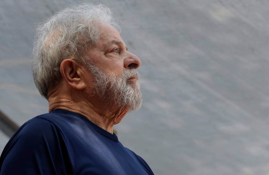Niegan a Lula salir de prisión para asistir a funeral de su hermano