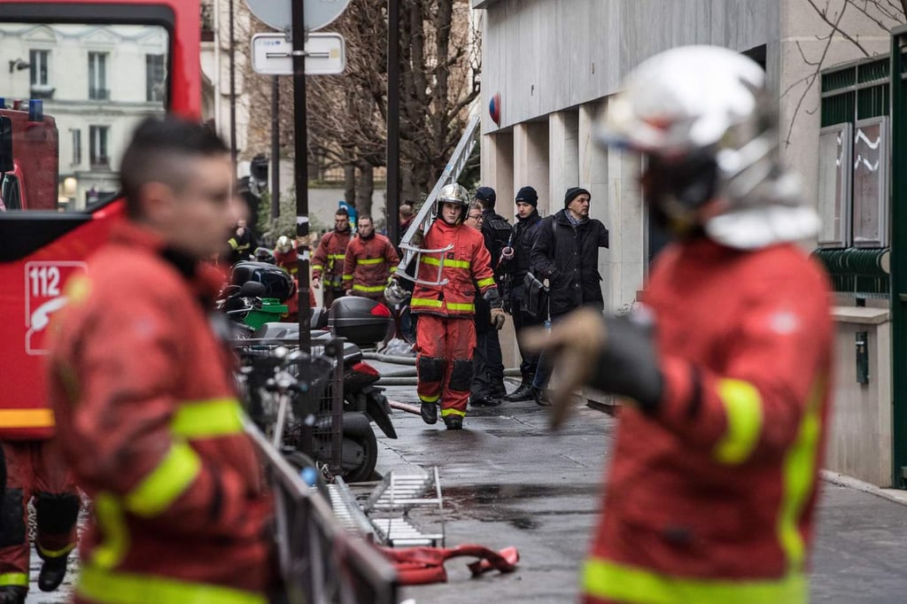 Mueren 10 personas en incendio en París