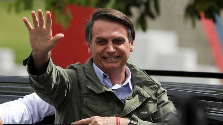 Bolsonaro pide encontrar a responsables de su atentado