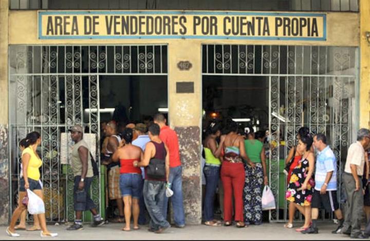 580 mil trabajan en Cuba