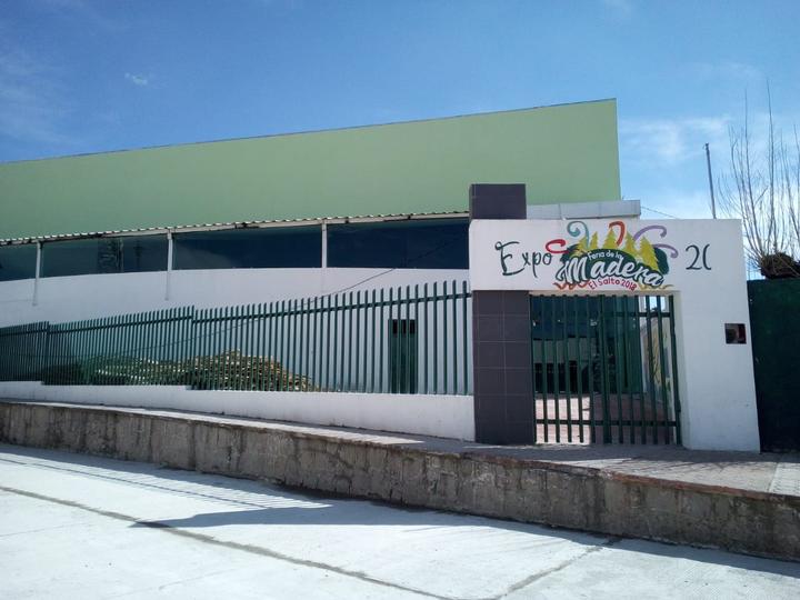 Señalan obras abandonadas en Pueblo Nuevo