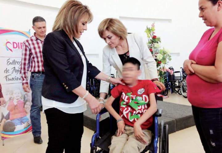 Atención permanente a personas con discapacidad: Elvira Barrantes