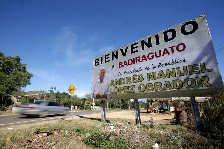 AMLO se apropia de la tierra de 'El Chapo'
