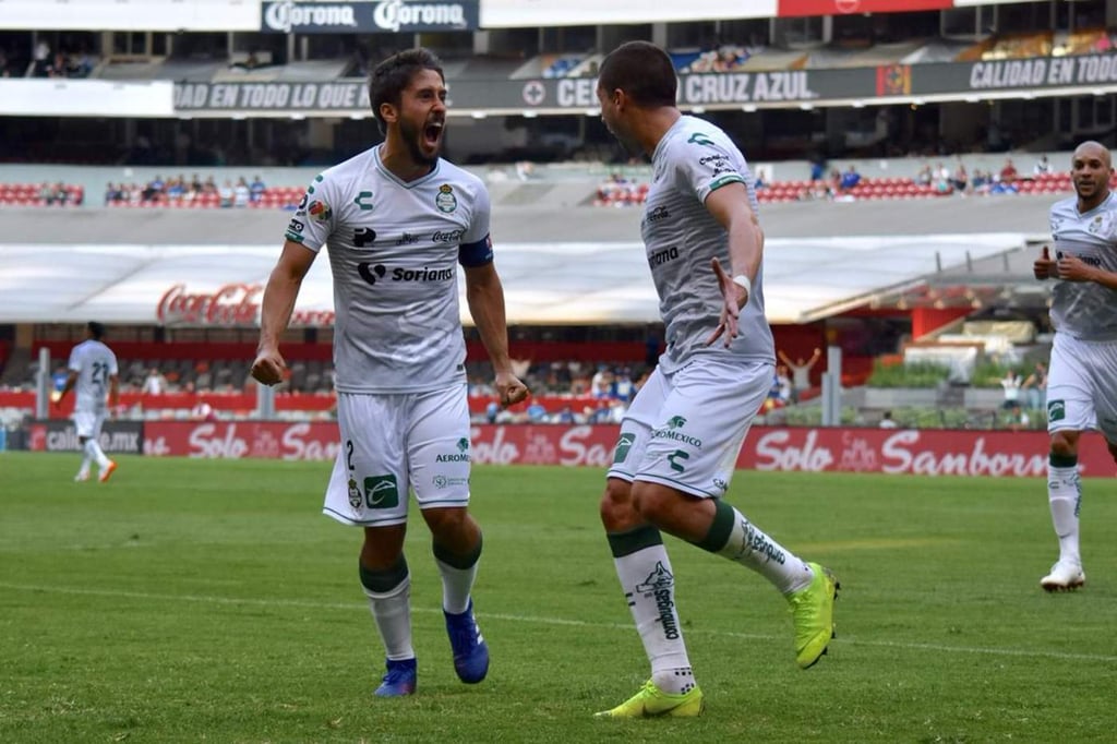 Santos empata al medio tiempo contra Cruz Azul en el Azteca