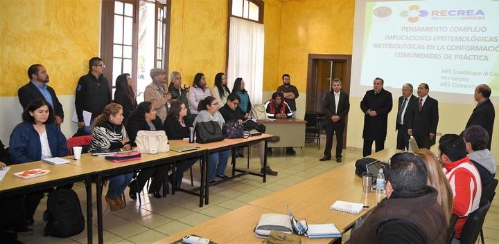 Llaman a formar profesionistas comprometidos