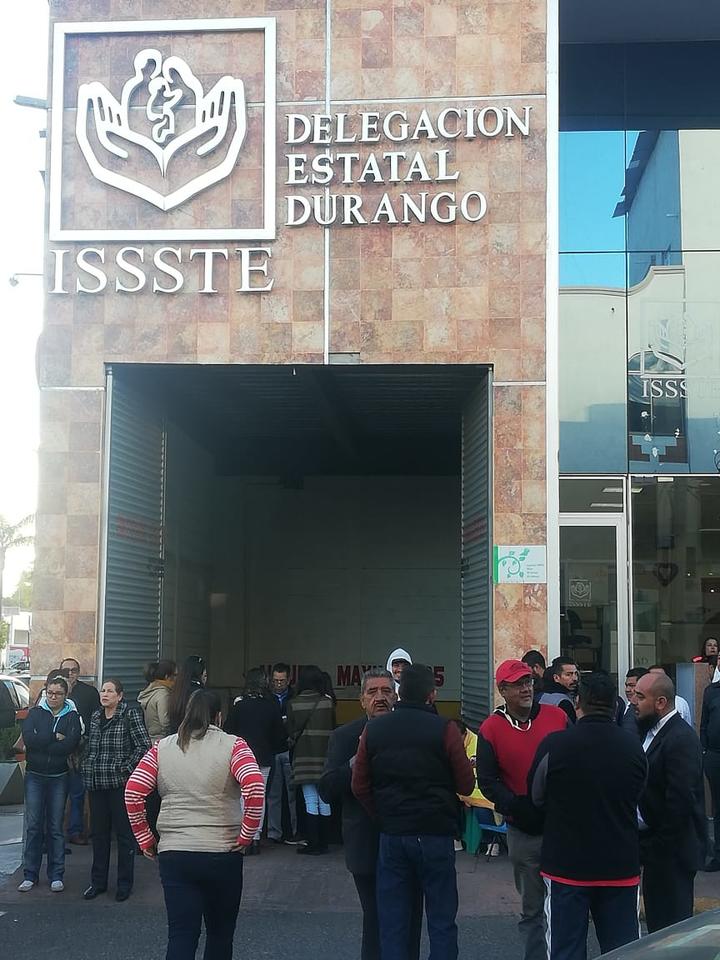 Salieron a protestar por deficiencias en el ISSSTE