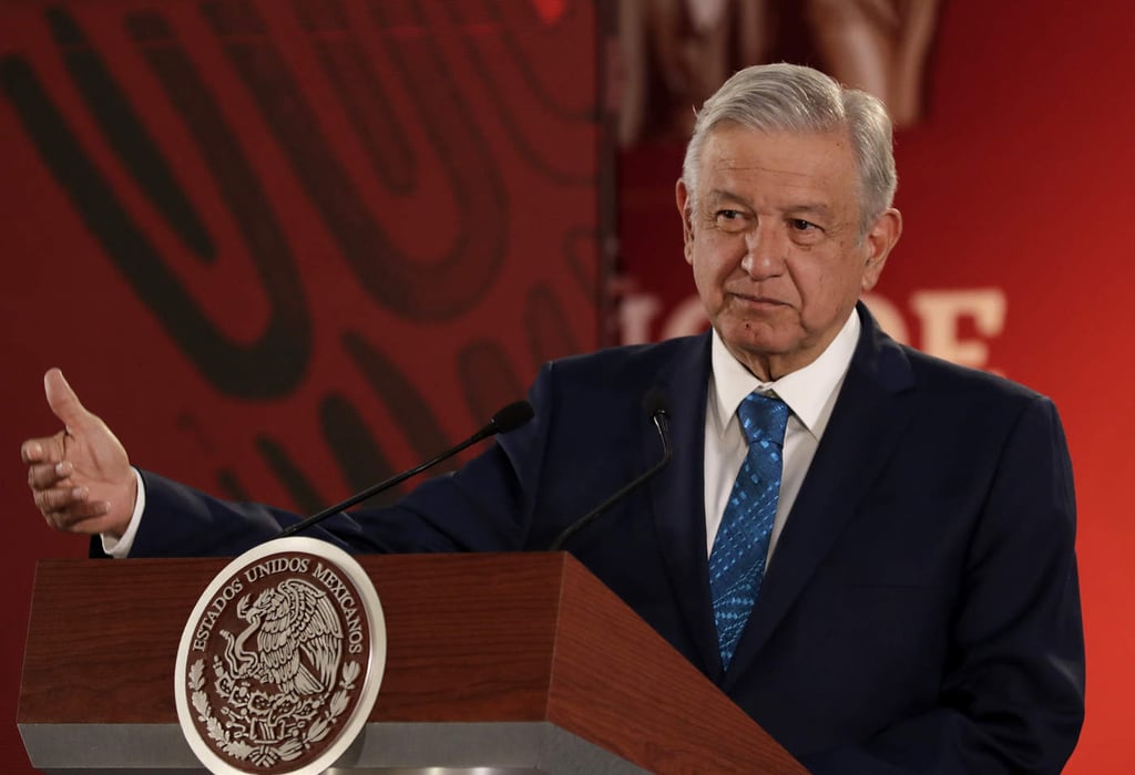 Repite López Obrador acusaciones a expresidentes