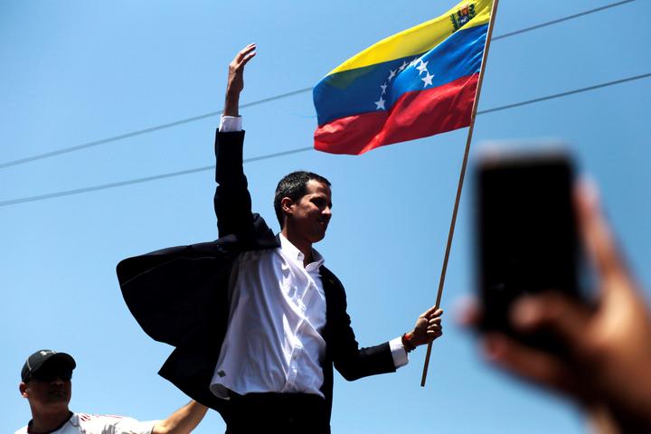 Juan Guaidó reaviva la presión contra Maduro