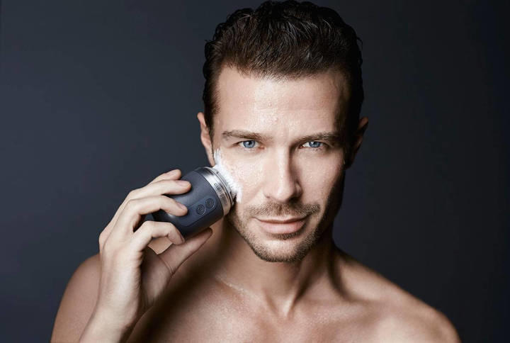 Hombres con maquillaje: la nueva moda