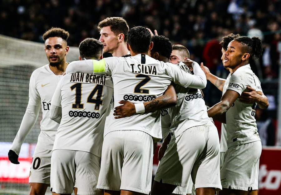 PSG se acerca a un nuevo título goleando al Dijon