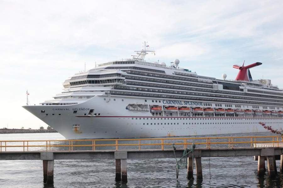 Llega a Mazatlán crucero Carnival Splendor con 4,733 visitantes