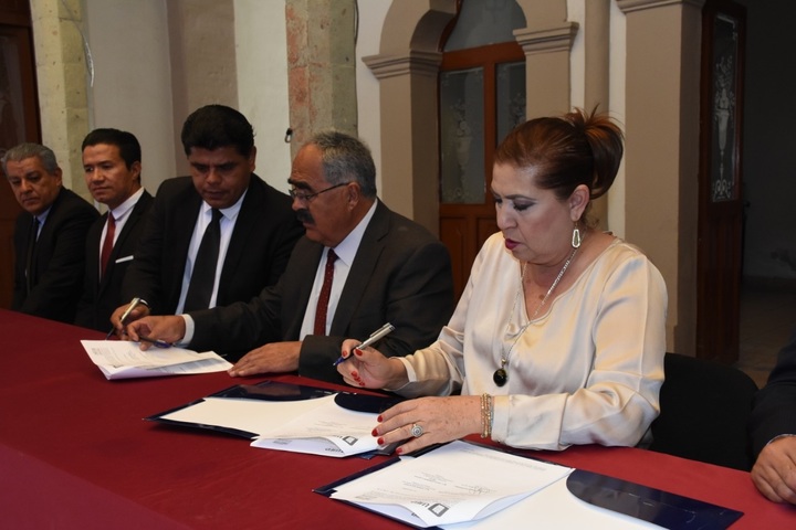 Ayuntamiento de Lerdo y UJED firman convenio