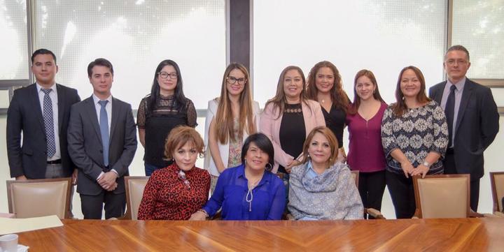 Se reúne Elvira Barrantes con DIF Nacional
