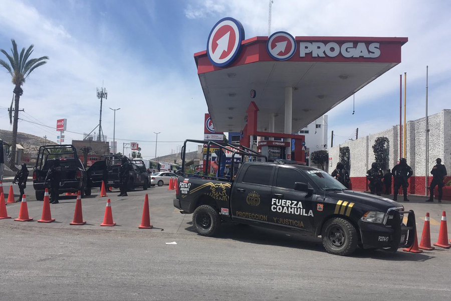 Catean 2 gasolineras en Torreón y Gómez