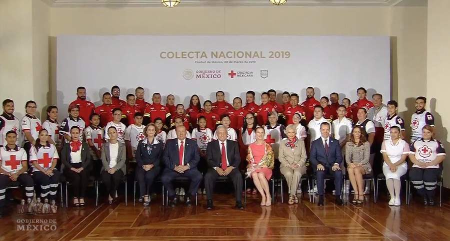 Invita Obrador a apoyar a la Cruz Roja