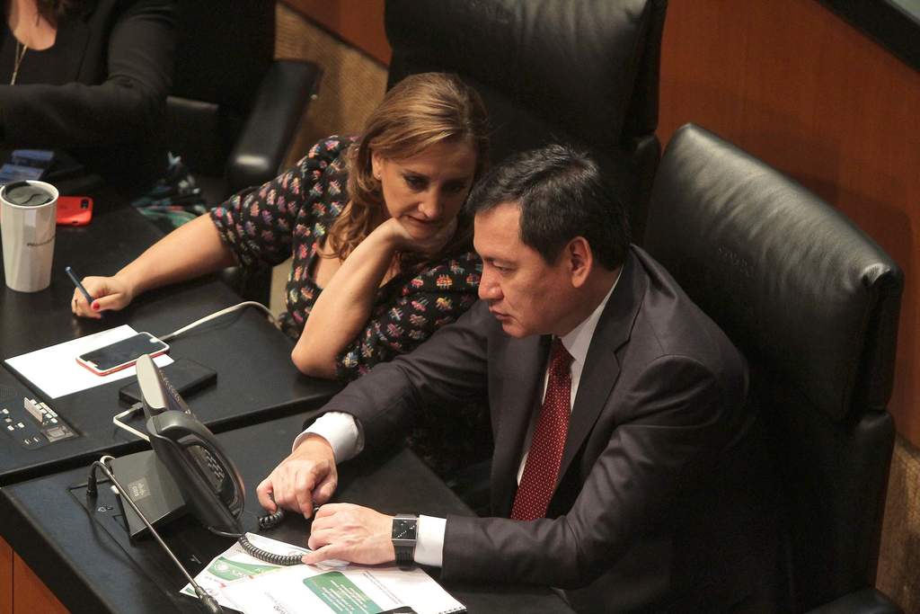 'Fuera de lugar', solicitud de AMLO a España, dicen senadores de oposición