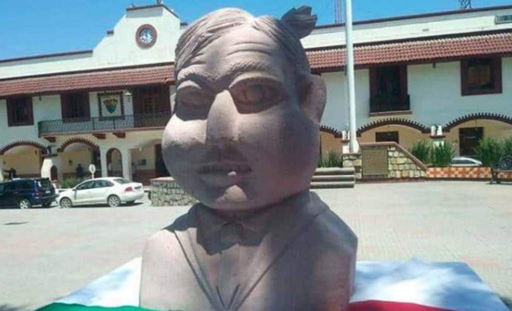 Creador de polémico busto de Juárez ahora hace uno de AMLO