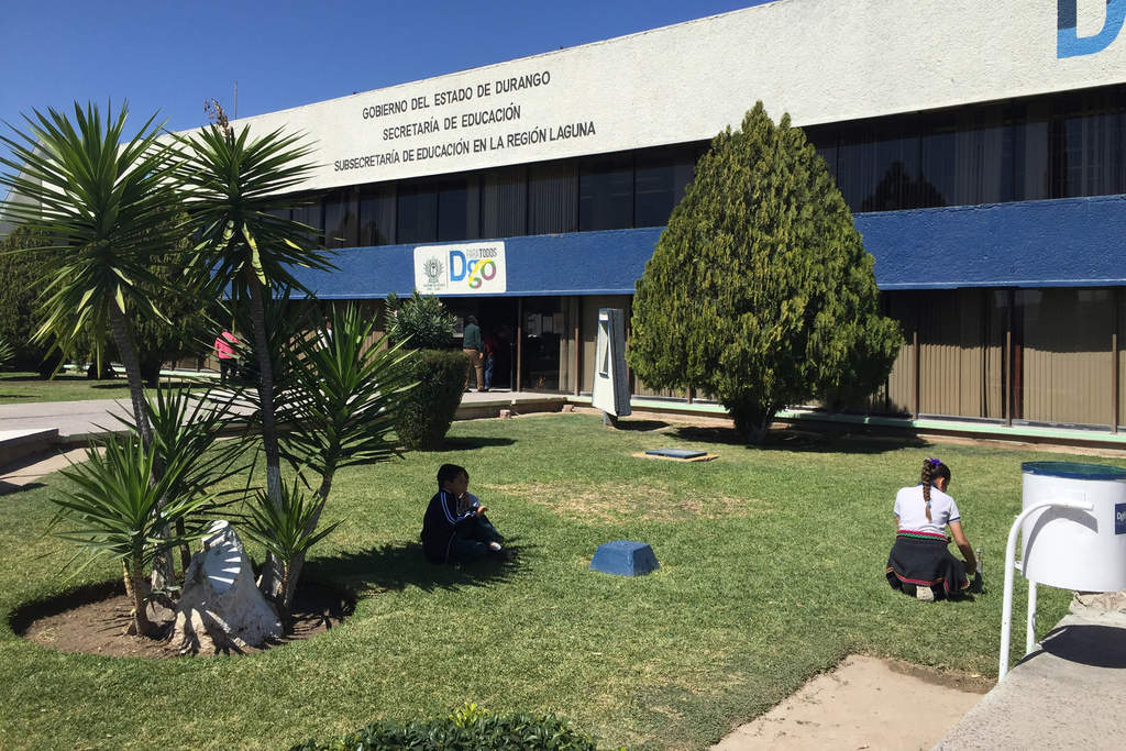 Reinicia Programa Nacional de Inglés en Laguna de Durango