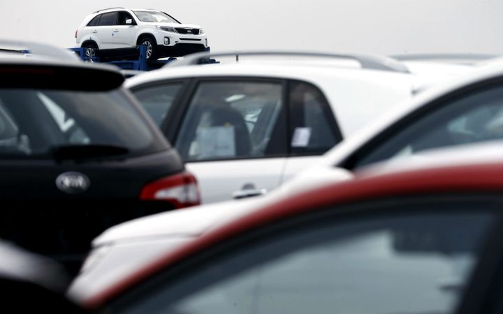 Venta de vehículos nuevos disminuye 1.5% en marzo
