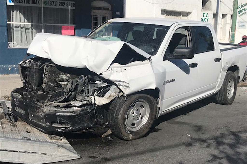 Aparatoso accidente deja un lesionado