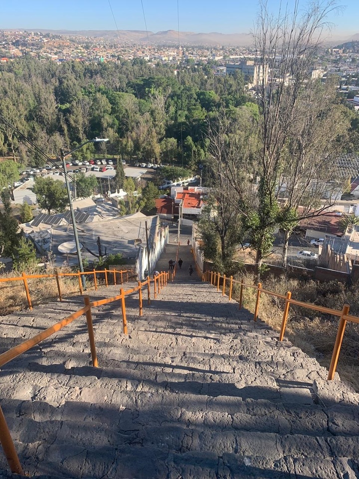 Challenge en las escaleras